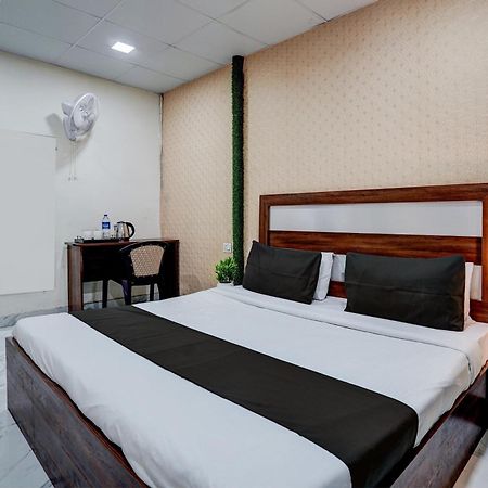 פארידבד Hotel O Blackberry מראה חיצוני תמונה