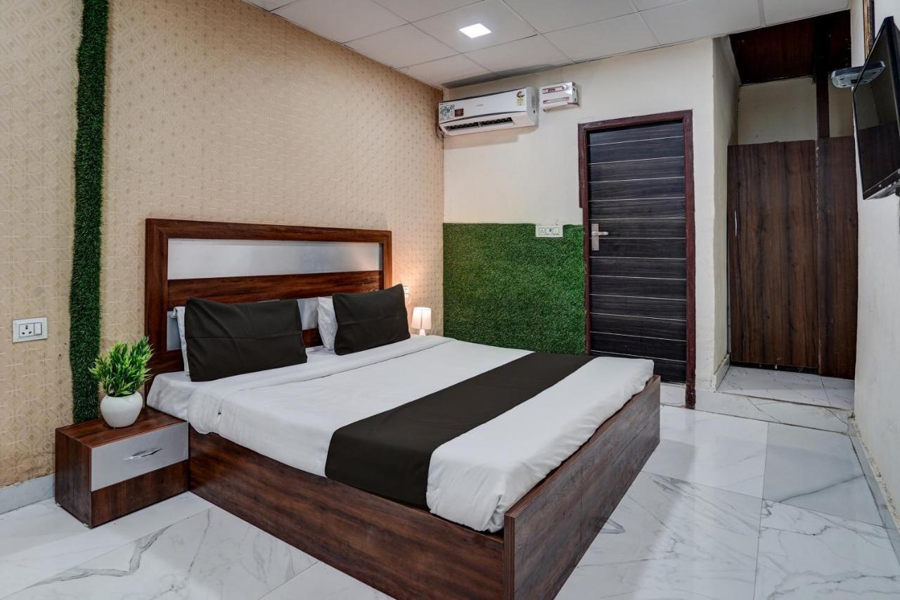 פארידבד Hotel O Blackberry מראה חיצוני תמונה